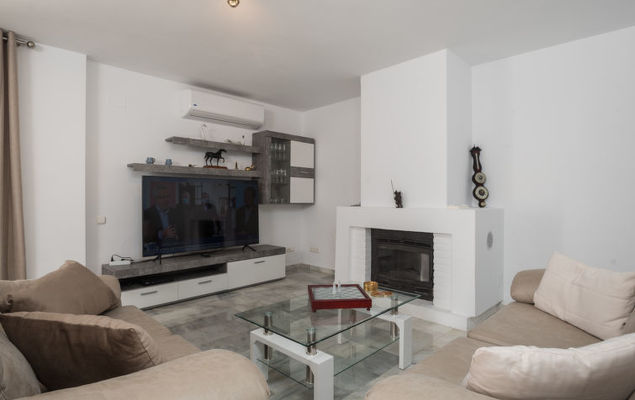 La Palmera - Photo 4